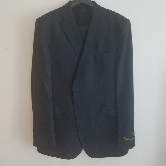 GIOVANNI FABRONI Other - Men Suits....  LIKE NEW!! WOOL